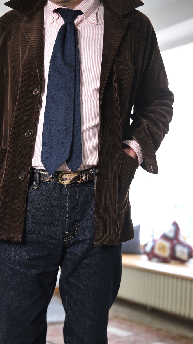 Field Note on a cow belt with tie